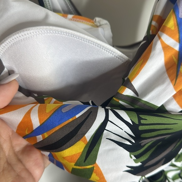 Calvin Klein Tropical Tummy Control swimsuit size 10 NWOT - Picture 3 of 6